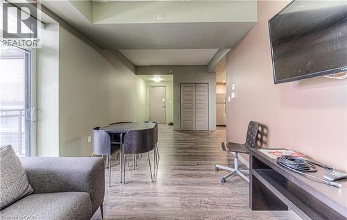 8 Hickory Street W Unit# 401, Waterloo, ON - Indoor