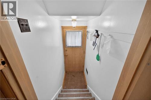 Side door with access to back yard. - 59 Cloke Court, Hamilton, ON - Indoor Photo Showing Other Room