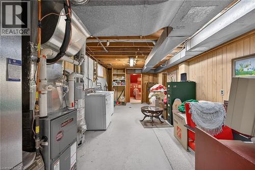 Loads of potential in unfinished portion of basement. - 59 Cloke Court, Hamilton, ON - Indoor Photo Showing Basement