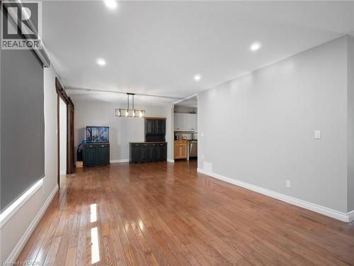 105 Calla Terrace, Welland, ON - Indoor Photo Showing Other Room