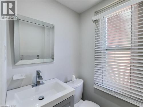 51 Augusta Street, Hamilton, ON - Indoor Photo Showing Bathroom