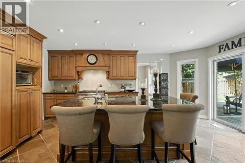 2139 Bushtrail Court, Burlington, ON - Indoor