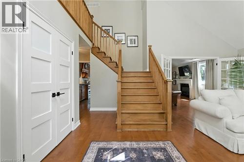 2139 Bushtrail Court, Burlington, ON - Indoor Photo Showing Other Room