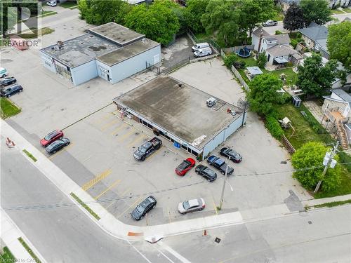 8 Oxford Street, Cambridge, ON 