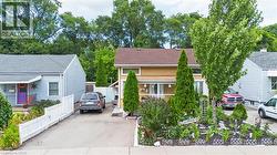 15 DALHOUSIE Avenue  Hamilton, ON L8L 3J4