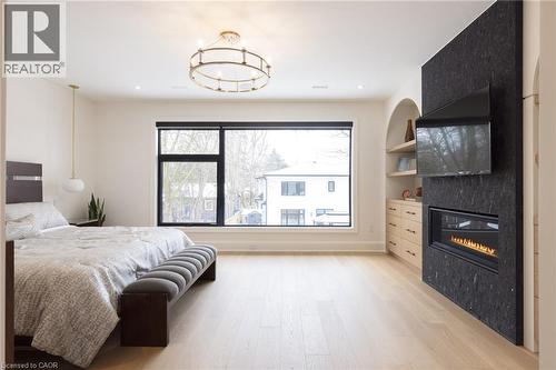 540 Patricia Drive, Oakville, ON - Indoor Photo Showing Bedroom With Fireplace