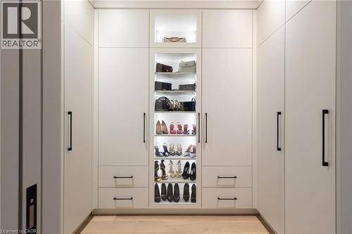 540 Patricia Drive, Oakville, ON - Indoor Photo Showing Other Room