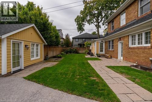 2080 Caroline Street Unit# C, Burlington, ON - Outdoor