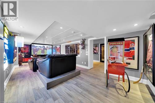 Living room featuring light wood-style flooring and recessed lighting - 404 Mountain Brow Boulevard E, Hamilton, ON - Indoor Photo Showing Other Room