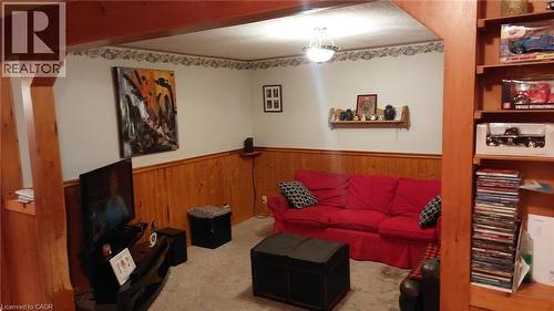 520 Alder Street E, Dunnville, ON - Indoor