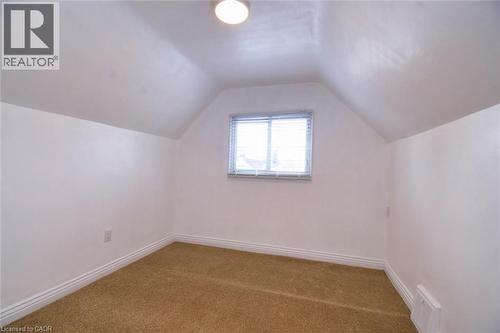 215 Walter Avenue S, Hamilton, ON - Indoor Photo Showing Other Room