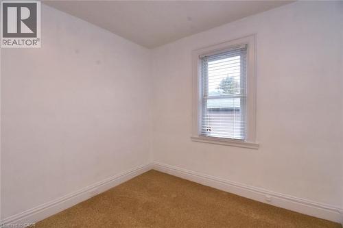 215 Walter Avenue S, Hamilton, ON - Indoor Photo Showing Other Room