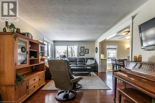 22 Redwing Road, Hamilton, ON - Indoor
