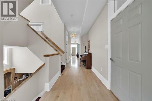 550 Beach Boulevard, Hamilton, ON - Indoor Photo Showing Other Room