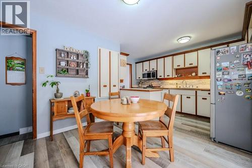 39 Bannockburn Road, Kitchener, ON - Indoor Photo Showing Dining Room