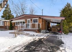 77 LAWFIELD Drive  Hamilton, ON L8V 4C6