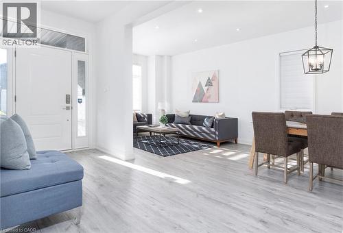 388 Klein Circle, Ancaster, ON - Indoor