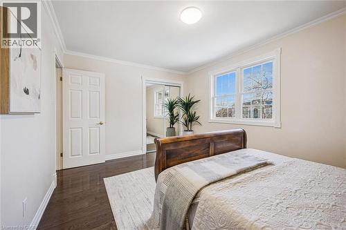 4069 Lakeshore Road, Burlington, ON - Indoor Photo Showing Bedroom