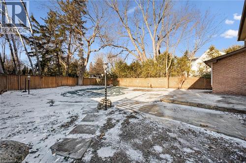 4069 Lakeshore Road, Burlington, ON - Outdoor