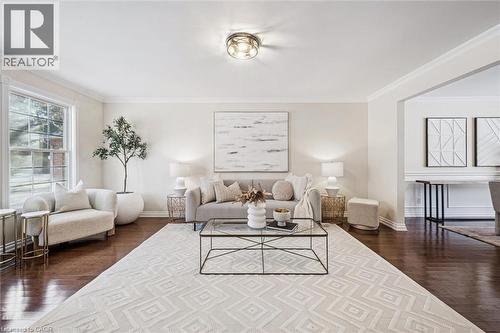 4069 Lakeshore Road, Burlington, ON - Indoor Photo Showing Living Room