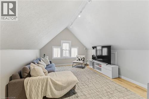 13 Bruce Street, Hamilton, ON - Indoor