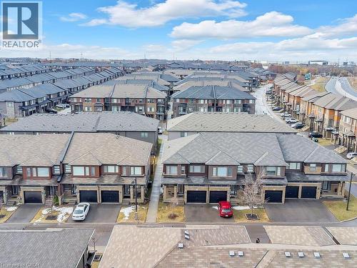 Aerial perspective of suburban area - 30 Times Square Boulevard, Hamilton, ON - Outdoor