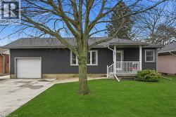 25 ARTHUR Street  St. Catharines, ON L2M 1G8