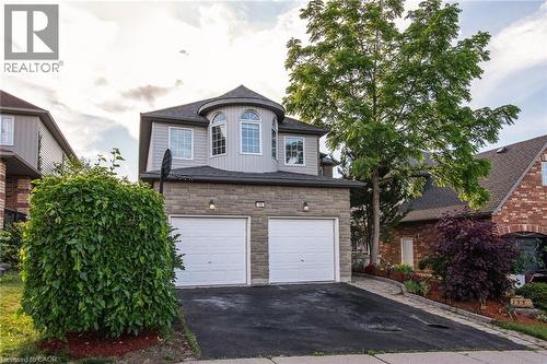 11 Apple Ridge Drive, Kitchener, ON - Outdoor