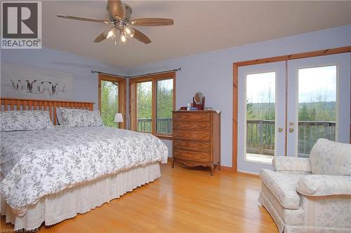 546299 Sideroad 4B, Kimberley, ON - Indoor Photo Showing Bedroom