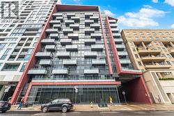 560 FRONT Street W Unit# 821 Toronto, ON M5V 1C1
