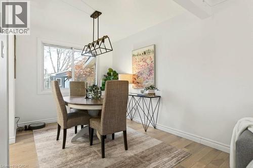 16 Old Oxford Road, St. Catharines, ON - Indoor Photo Showing Dining Room