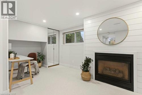 16 Old Oxford Road, St. Catharines, ON - Indoor With Fireplace