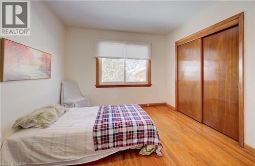 150 Howard Avenue, Hamilton, ON - Indoor Photo Showing Bedroom