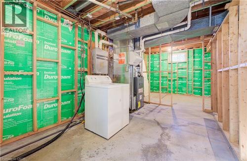 150 Howard Avenue, Hamilton, ON - Indoor Photo Showing Laundry Room