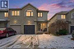 80 FOXBOROUGH Drive  Ancaster, ON L9G 4Y8