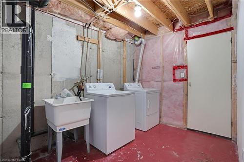 310 Fallowfield Drive, Kitchener, ON - Indoor Photo Showing Laundry Room