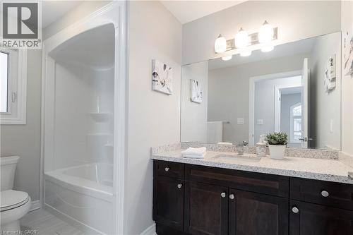 6 Laurent Avenue, Welland, ON - Indoor Photo Showing Bathroom