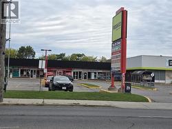 3408 DUNDAS Street W  York, ON M6S 2S1