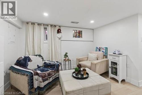 149 Leinster Avenue N, Hamilton, ON - Indoor