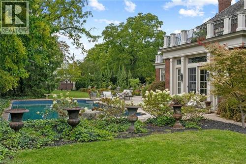 33 Salisbury Avenue, Cambridge, ON - Outdoor