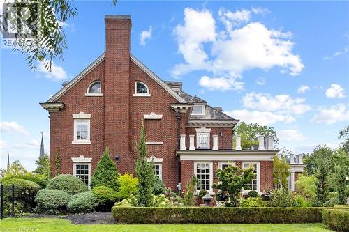 33 Salisbury Avenue, Cambridge, ON - Outdoor