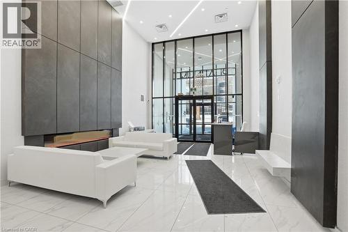 15 Queen Street S Unit# 909, Hamilton, ON - Indoor Photo Showing Other Room