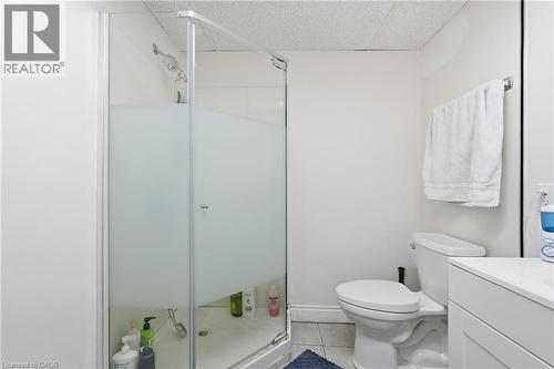 2 Gary Avenue, Hamilton, ON - Indoor Photo Showing Bathroom