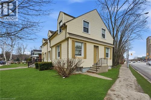 2 Gary Avenue, Hamilton, ON - Outdoor