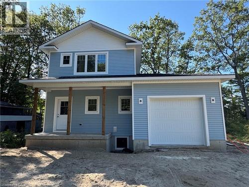 10 FREDERICK Drive  Wasaga Beach, ON L9Z 1P1