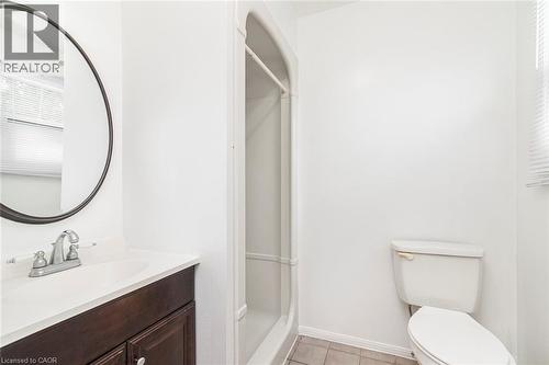 14 Derby Street Unit# 35, Hamilton, ON - Indoor Photo Showing Bathroom