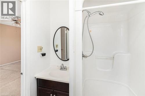 14 Derby Street Unit# 35, Hamilton, ON - Indoor Photo Showing Bathroom