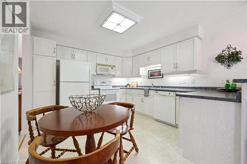 17 Terraview Crescent, Guelph, ON - Indoor