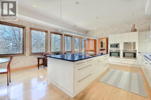 937 Whittier Crescent, Mississauga, ON - Indoor Photo Showing Kitchen With Upgraded Kitchen