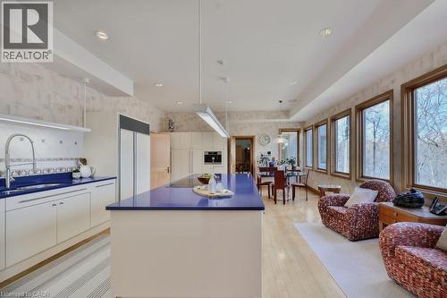 937 Whittier Crescent, Mississauga, ON - Indoor Photo Showing Kitchen